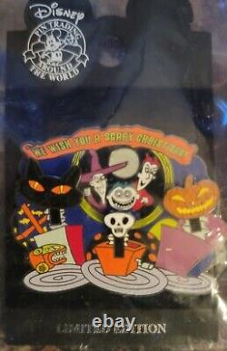 DLR-Nightmare Before Christmas 13 Treats in 5 Frightful Wk Set (14 Pins)& Map