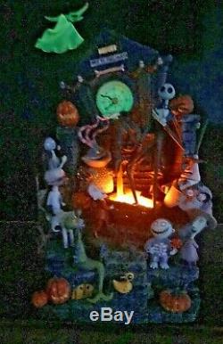 Disney NIGHTMARE BEFORE CHRISTMAS Jack Skellington Lighted MANTLE CLOCK