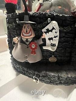 Disney Nightmare Before Christmas Jack Skellington Captures Santa SnowGlobe Rare