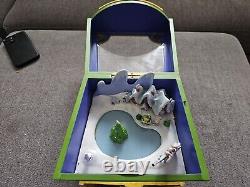 Disney Parks Exclusive The Nightmare Before Christmas Town Music Box New! Rare