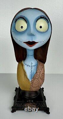 Disney Tim Burton's The Nightmare Before Christmas Jack & Sally Busts Retired