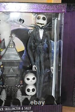 Low #101 Disney Nightmare Before Christmas Limited Edition 17 Doll Jack Sally