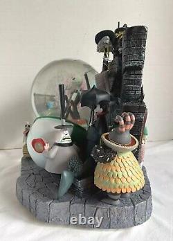 Nightmare Before Christmas Snowglobe Disney Store 1993 Vintage Collectible