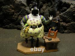 VERY RARE Nightmare Before Christmas Deluxe Disney Clown A Frightful Sight