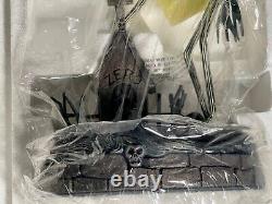 Walt Disney Gallery Nightmare Before Christmas Jack Skellington Figurine withZero